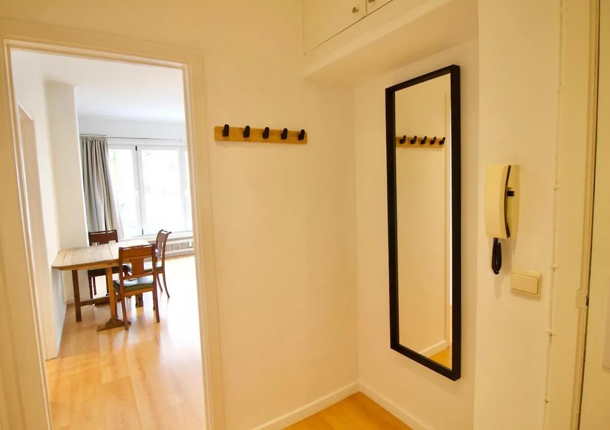 Very Nice & Large Studio-Plasky Brussels Apartment